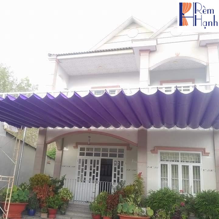 Bạt trần xếp lớp che nắng mưa mái kính mã BT06