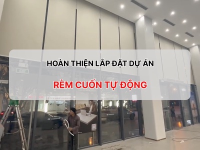 Thi Công Rèm Cuốn Tự Động Khổ Lớn Cho Sảnh Kính Cao Tầng Tại Tòa Nhà Văn Phòng